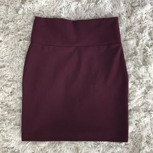 Forever 21 Burgundy Ribbed Skirt